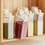 GadgetChefs™ 2.5L Airtight Food Storage Container – Moisture-Proof Grain & Rice Organizer
