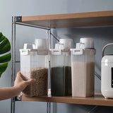 GadgetChefs™ 2.5L Sealed Food Storage Container – Portable Rice & Grain Kitchen Organizer